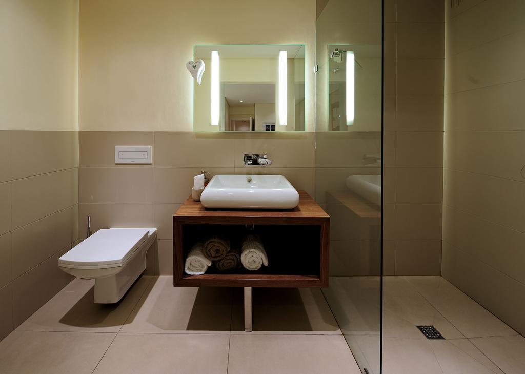 129 On Kloof Nek Apartments Cape Town Room photo